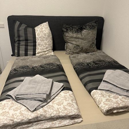 M&Bluxux Apartaments Krefeld Buitenkant foto