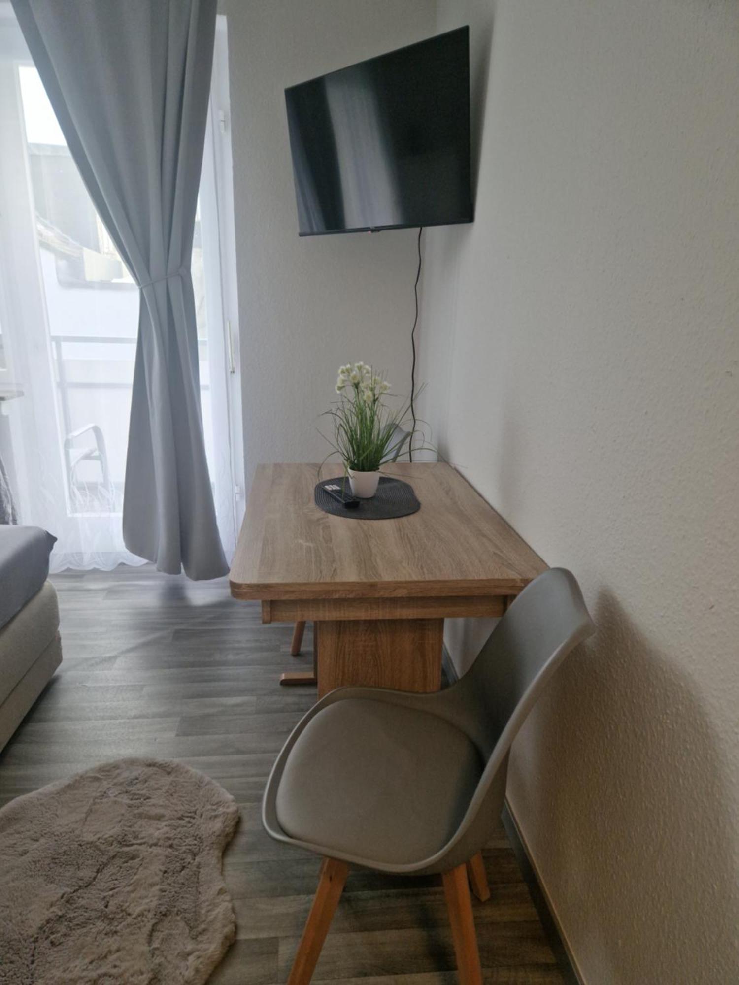 M&Bluxux Apartaments Krefeld Buitenkant foto