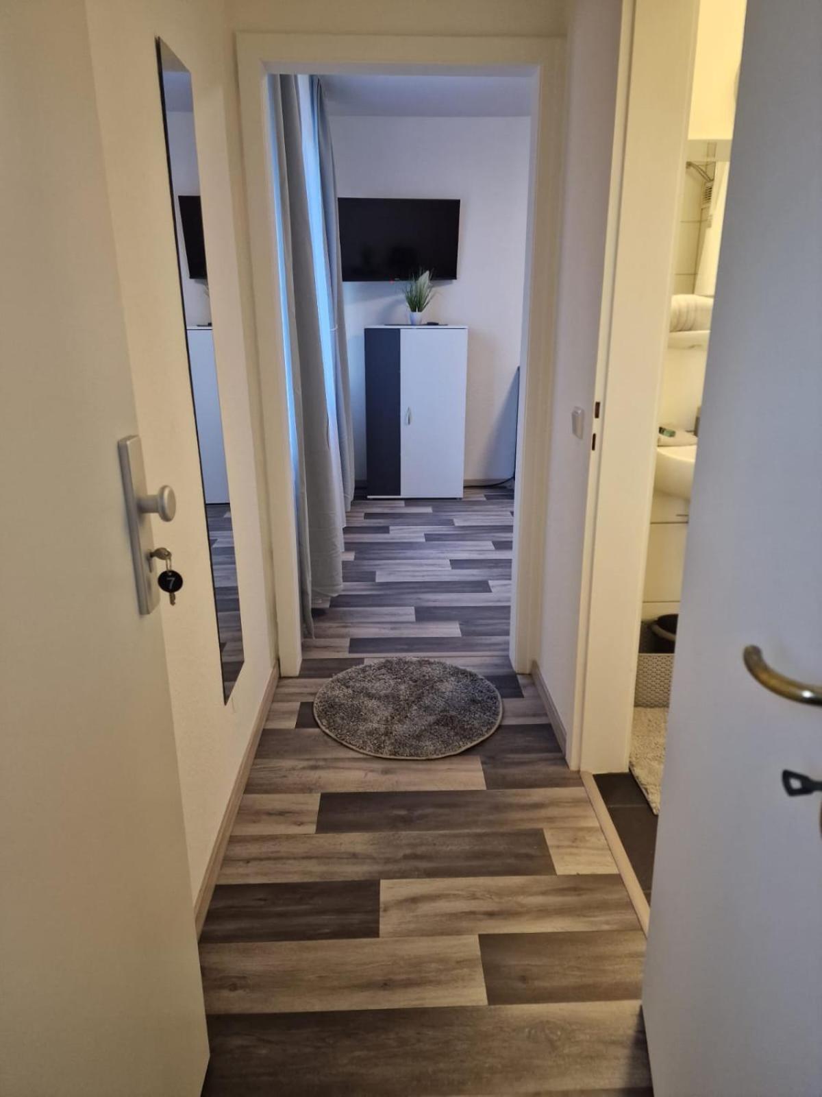 M&Bluxux Apartaments Krefeld Buitenkant foto