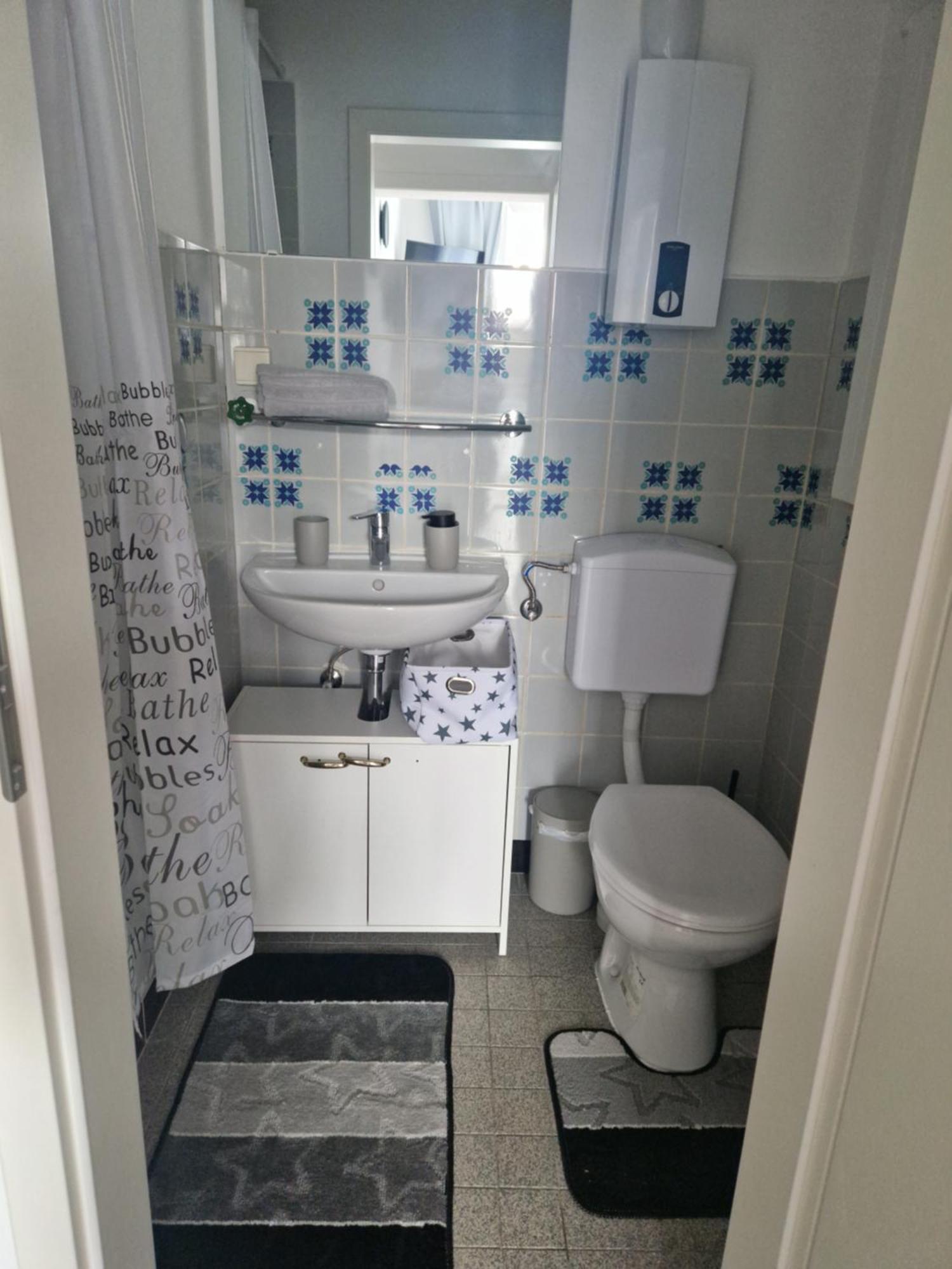 M&Bluxux Apartaments Krefeld Buitenkant foto
