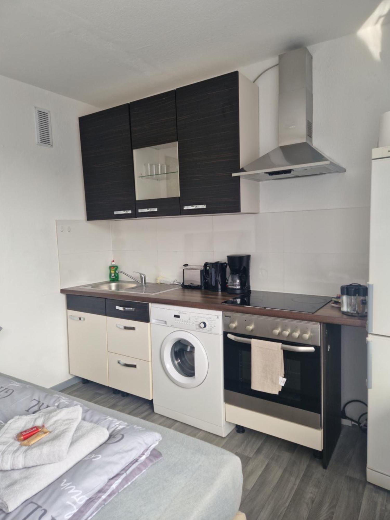 M&Bluxux Apartaments Krefeld Buitenkant foto