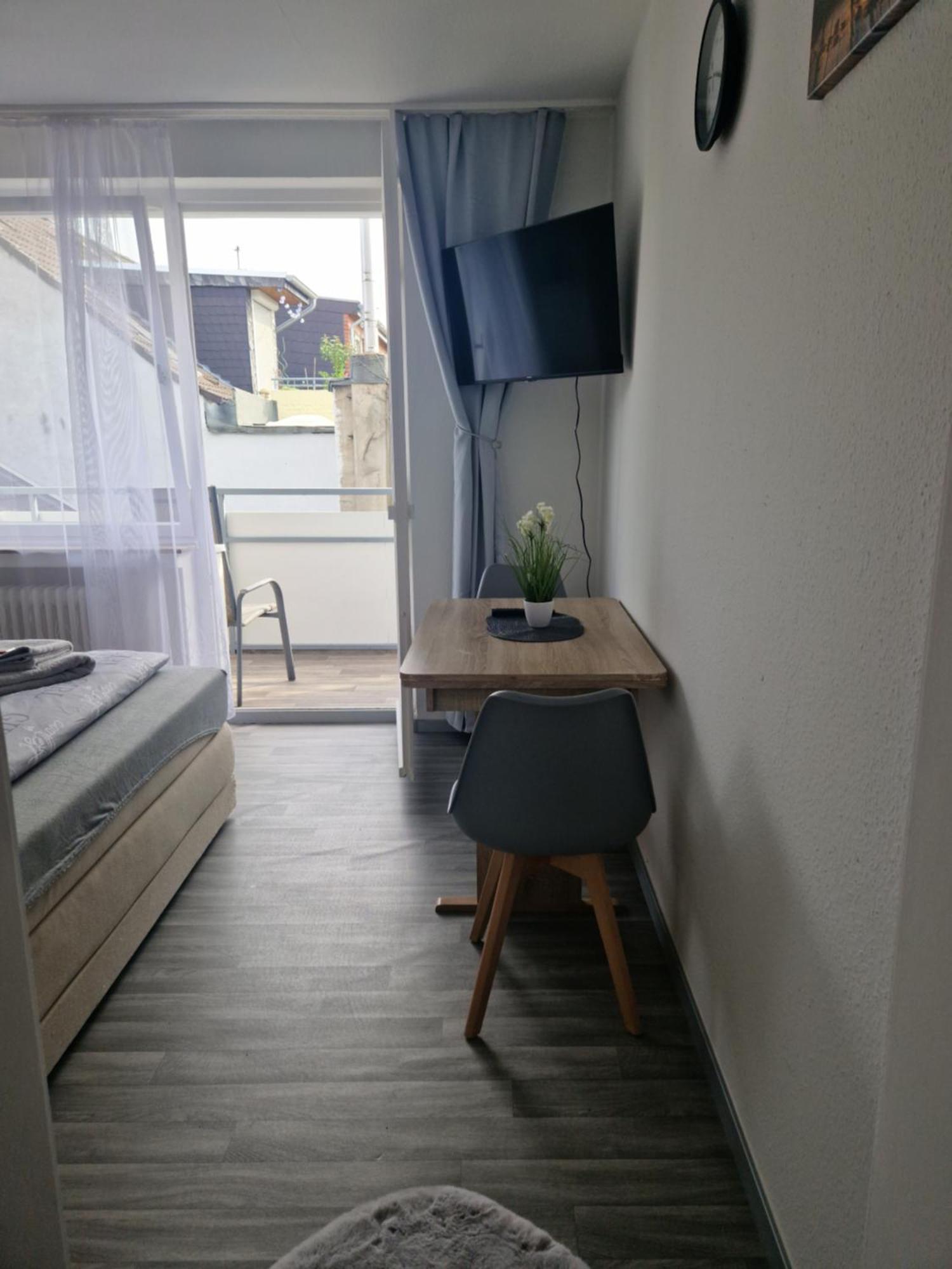 M&Bluxux Apartaments Krefeld Buitenkant foto